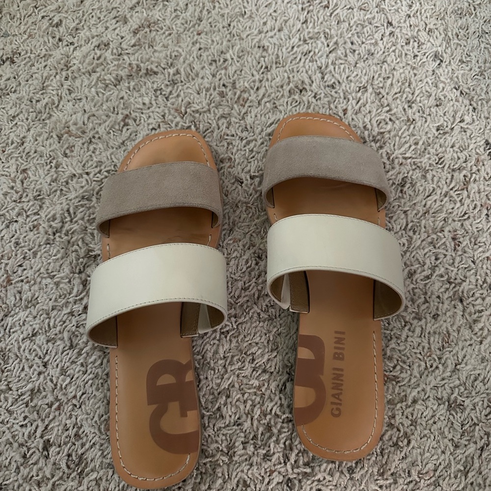 Gianni Bini Sandals